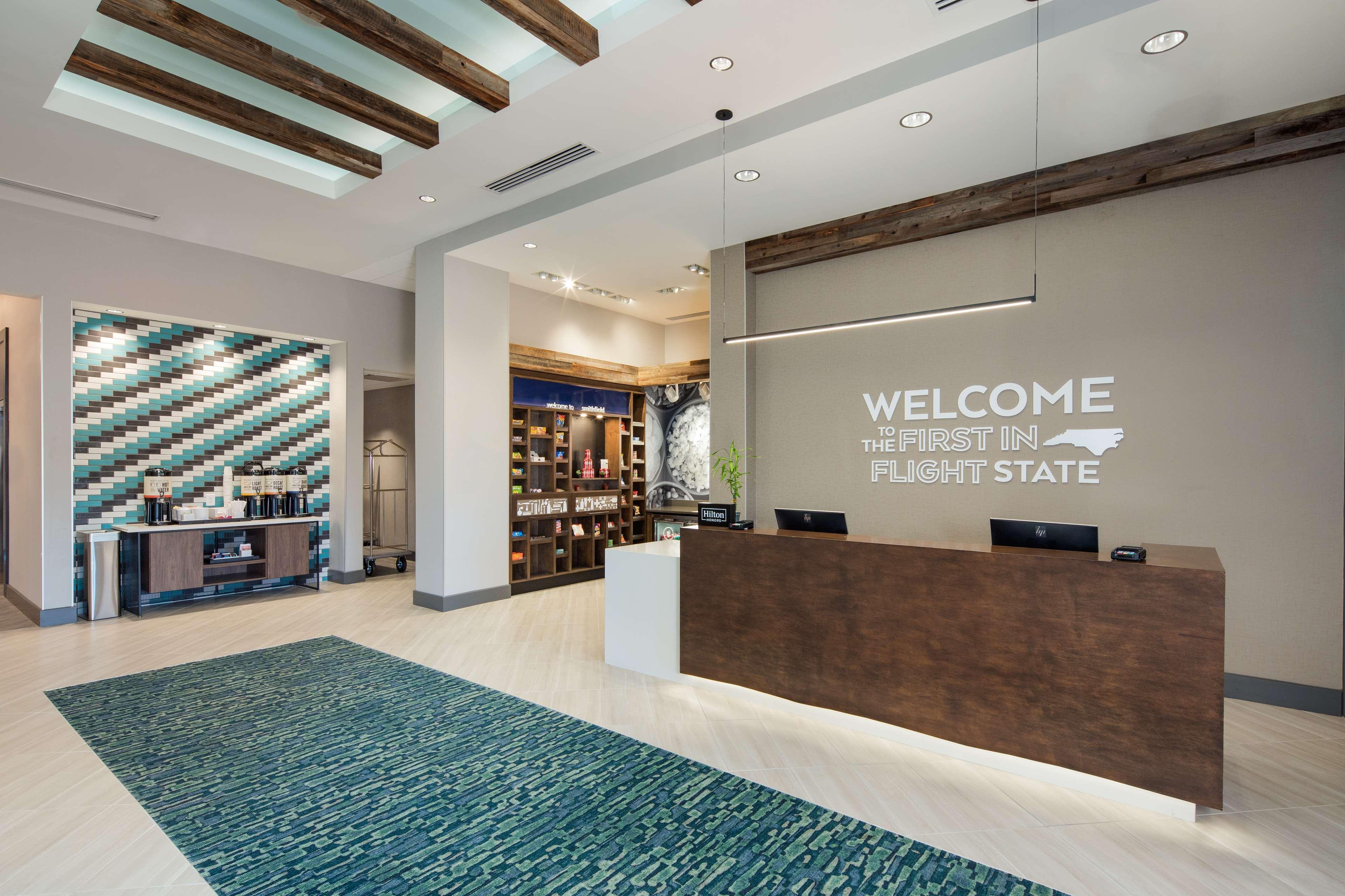 Hampton Inn Smithfield Selma, Nc Экстерьер фото
